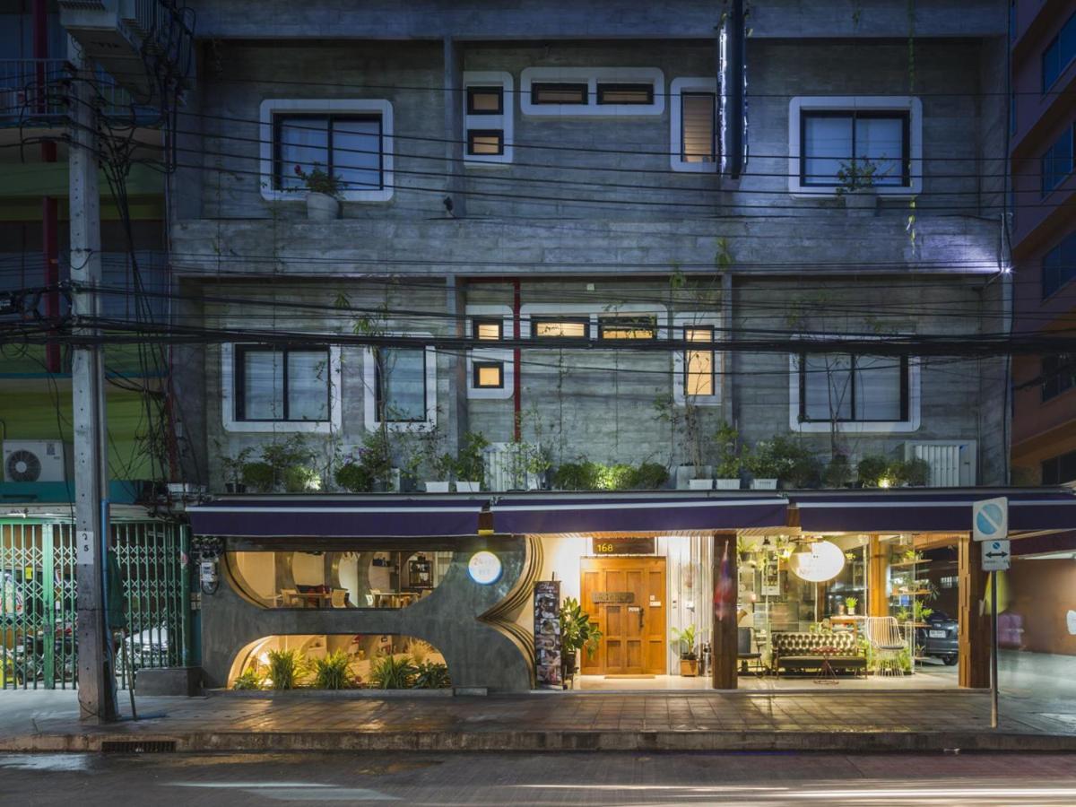 Jasaen Stylish Boutique Hotel Bangkok Exterior photo