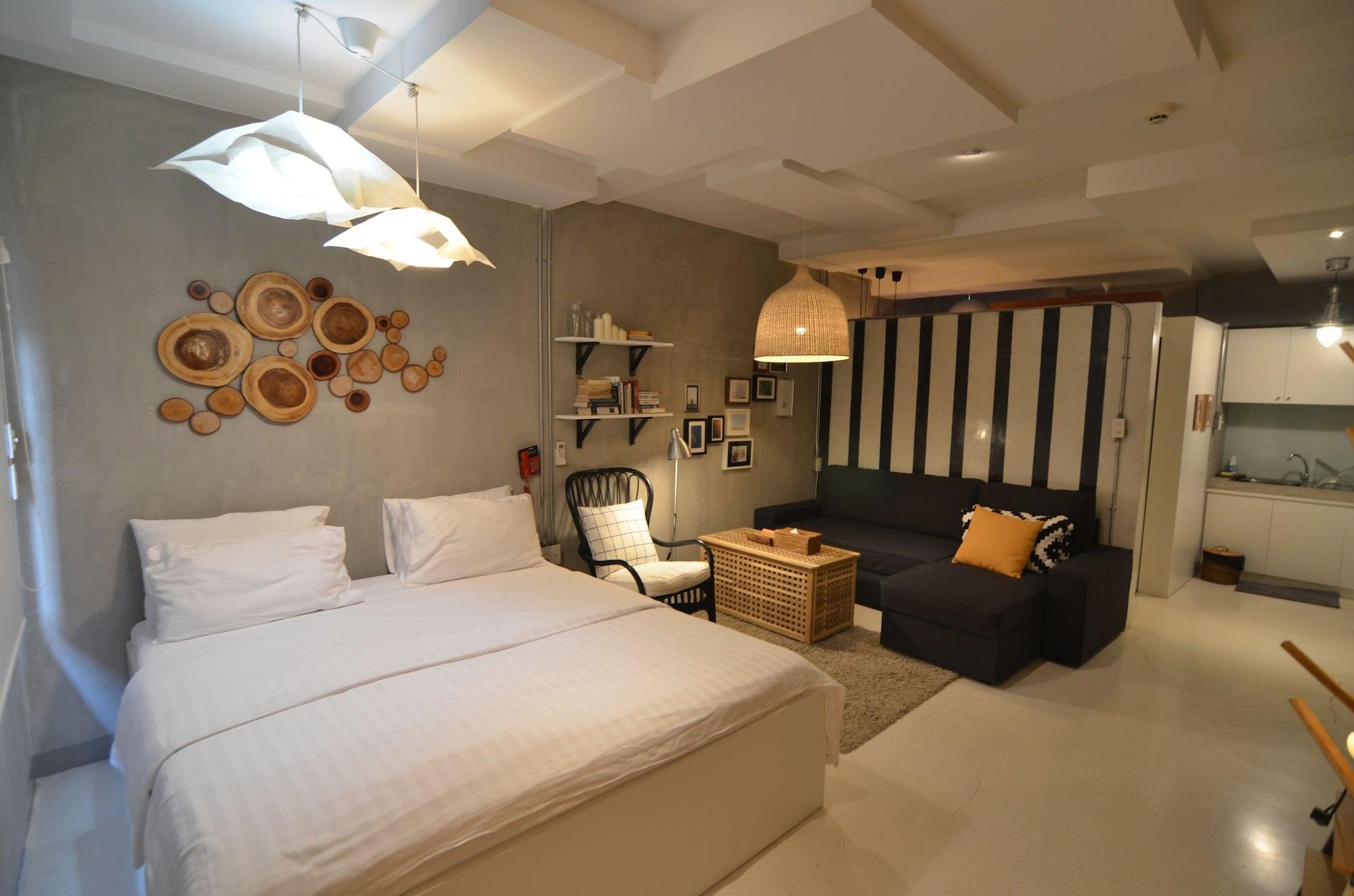 Jasaen Stylish Boutique Hotel Bangkok Exterior photo
