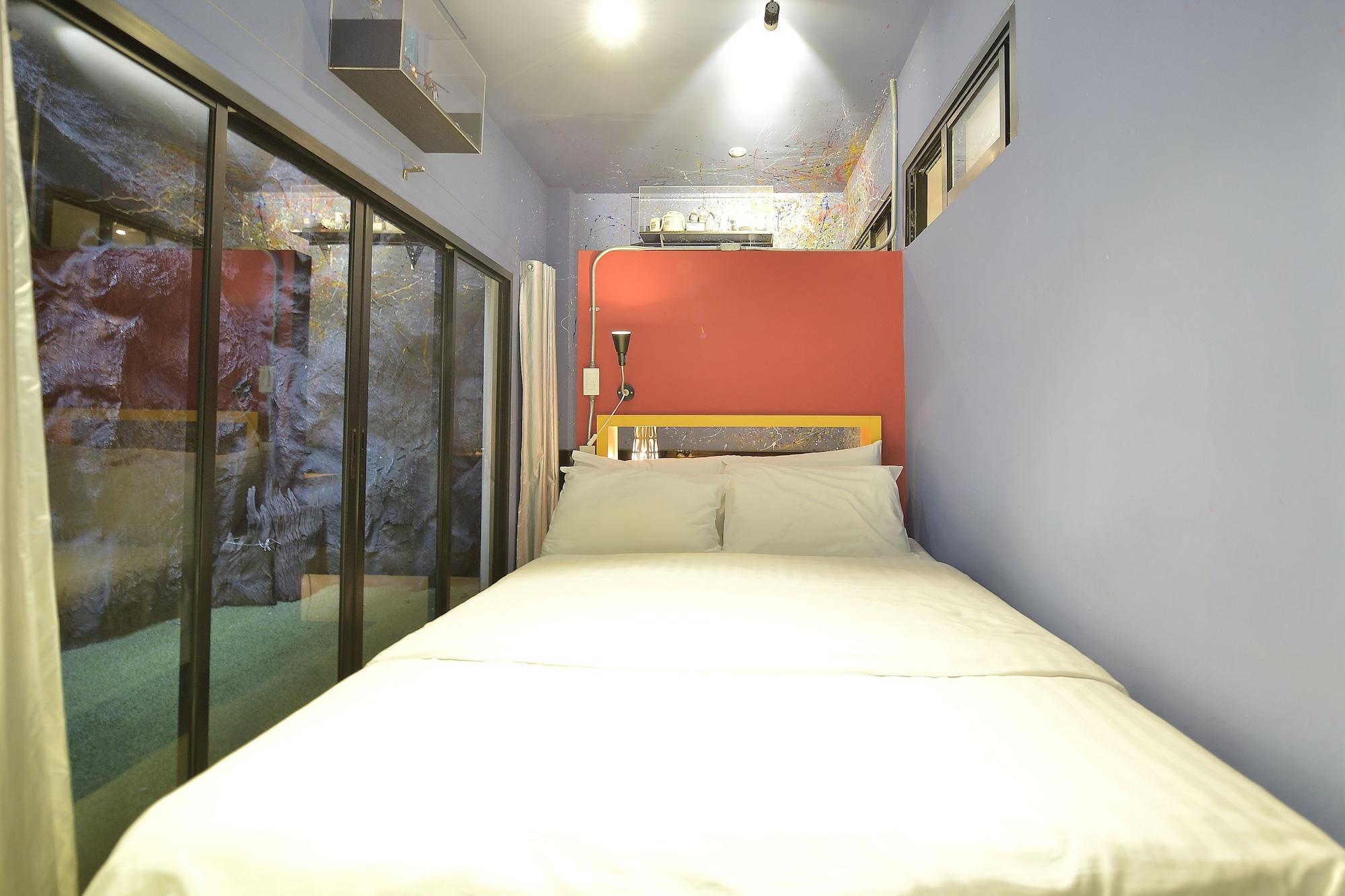 Jasaen Stylish Boutique Hotel Bangkok Exterior photo