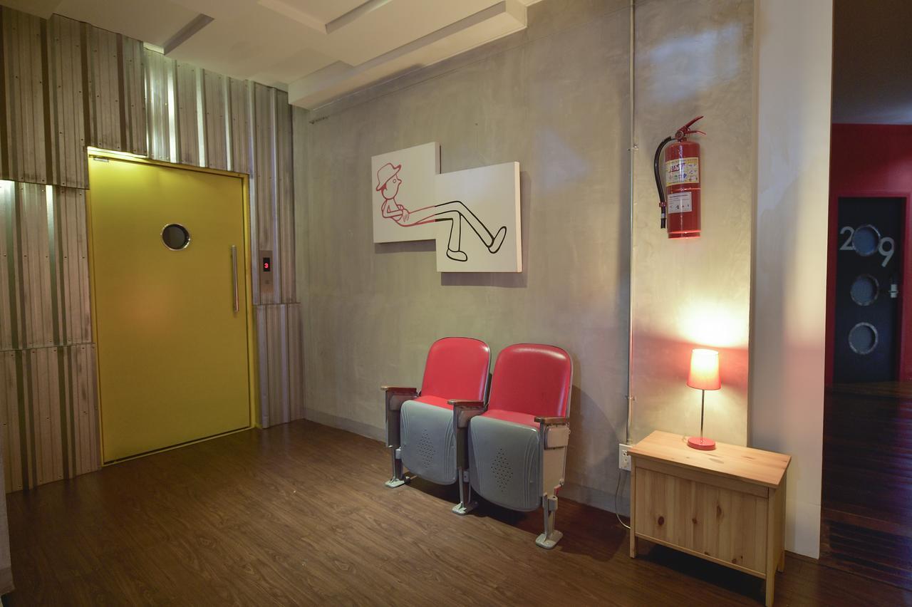 Jasaen Stylish Boutique Hotel Bangkok Exterior photo
